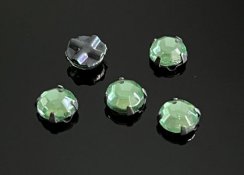 Extra šatonová růže našívacím kotlíku ss30 Peridot/Černá