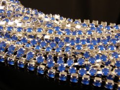 Rhinestone cupchain