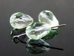 Preciosa MC Bead Pear 12x8mm Light Green