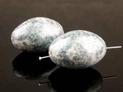 Czech Glass Ostrich Egg Bead