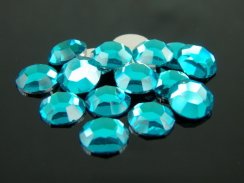 Preciosa šatonová růže nažehlovací ss8 Blue Zircon
