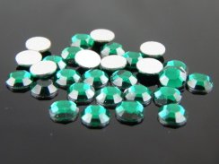 Preciosa šatonová růže nažehlovací ss12 Emerald